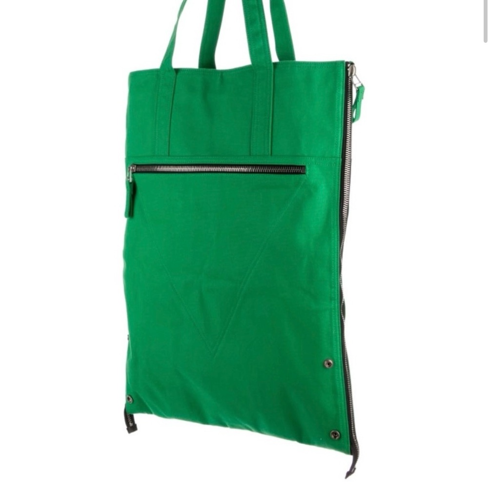 BOTTEGA VENETA Jumbo Canvas Tote - Beautiful Green - Picture 3 of 10
